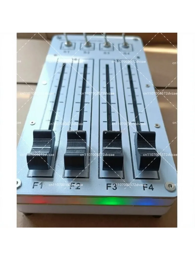 4 Channel 100mm Sliding Fader  - Audio Music Software reseña y precio